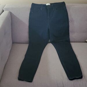 Universal Thread Goods Co jeans women’ssize 6 high rise skinny dark blue